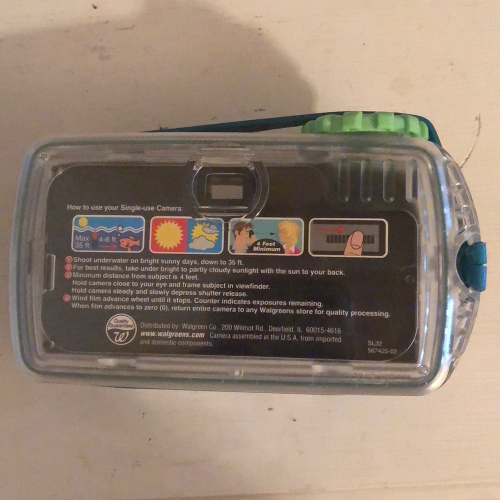 Waterproof Camera - Picture 2 of 2